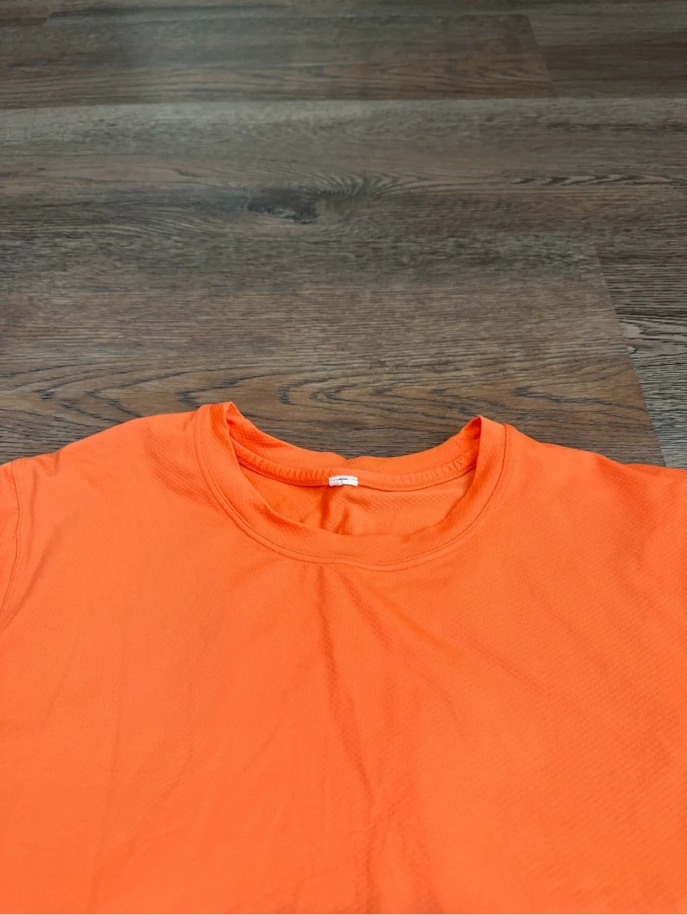 Lululemon Ventilated Open Back Training T-Shirt Orange Soda Small Activewear
